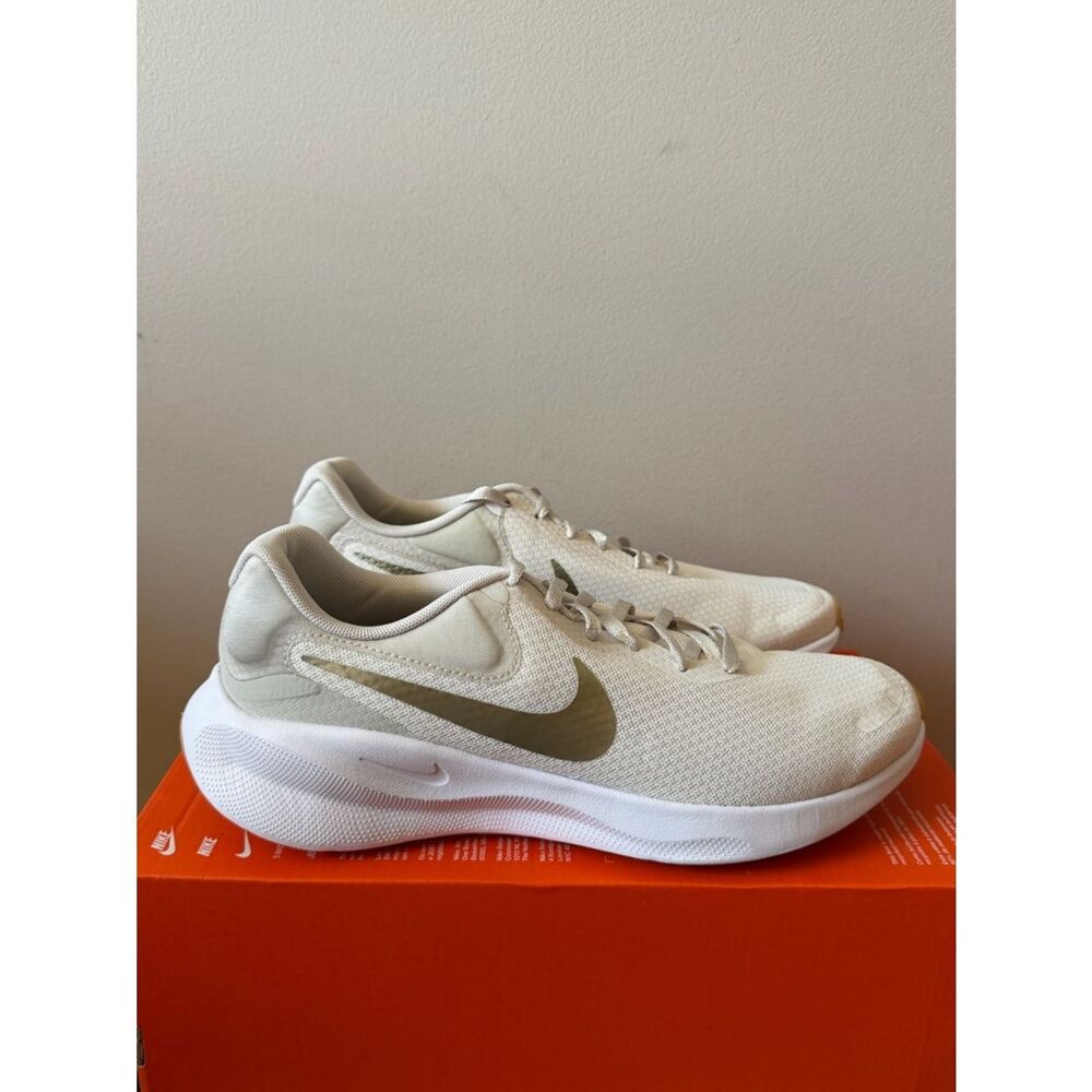 Nike Revolution 7 Neutral White FB2208-010 Women’s Size 10